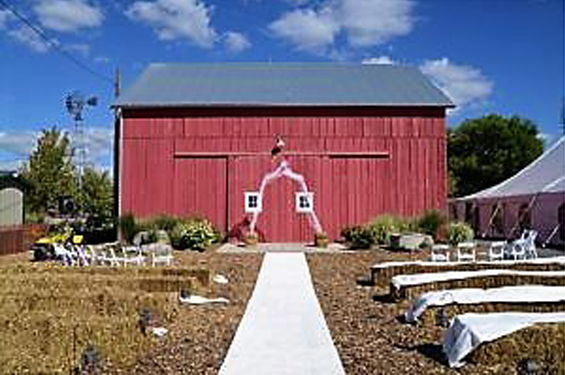 Zacharys-Red-Barn